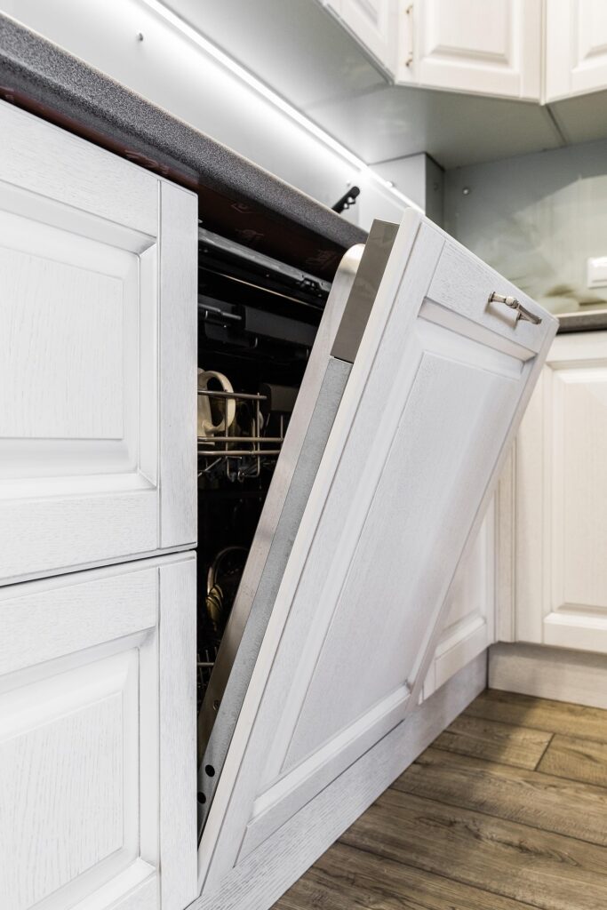 dishwasher-4649507_1920